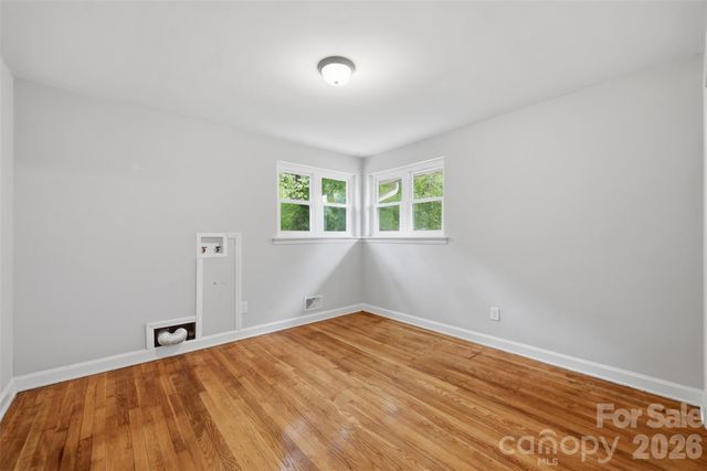 88 36th Street NW, Hickory, NC 28601