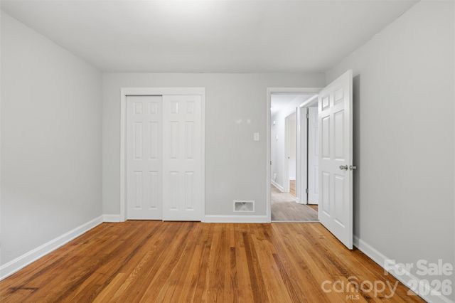 88 36th Street NW, Hickory, NC 28601