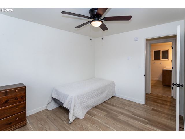 675 HUGHES St, Eugene, OR 97402