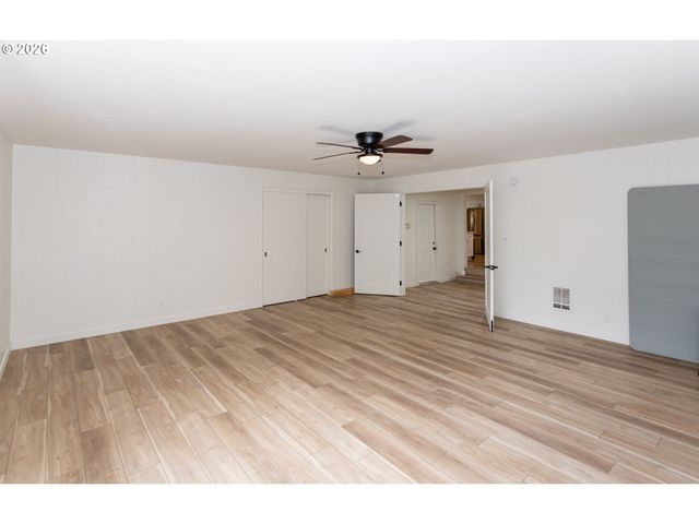 675 HUGHES St, Eugene, OR 97402