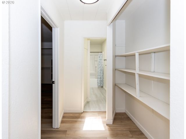 675 HUGHES St, Eugene, OR 97402