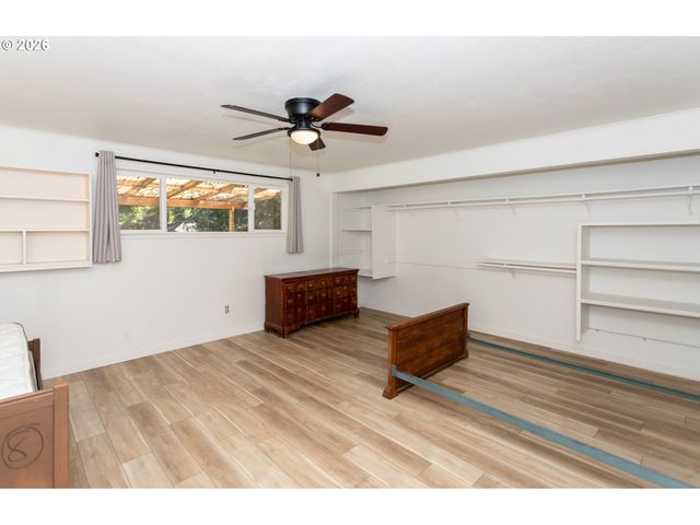 675 HUGHES St, Eugene, OR 97402