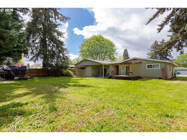 675 HUGHES St, Eugene, OR 97402