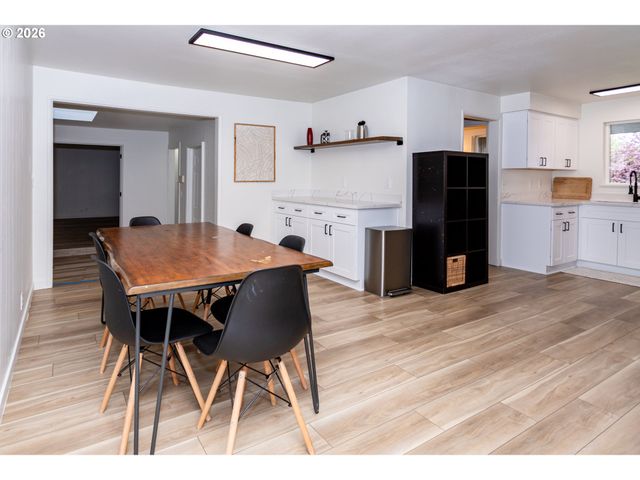 675 HUGHES St, Eugene, OR 97402