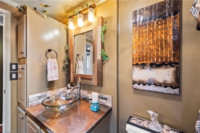 5436 Old Walkertown Road, Winston-salem, NC 27105