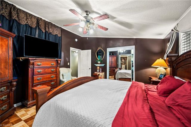 5436 Old Walkertown Road, Winston-salem, NC 27105