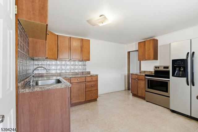 111 County Road 645, Sandyston Twp., NJ 07826