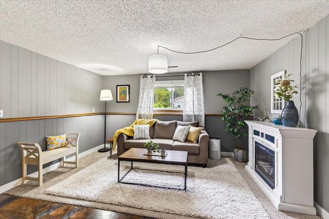 1334 N Page Street, Stoughton, WI 53589
