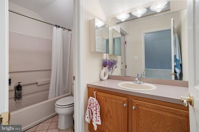 168 FAIRFAX DR, Cinnaminson, NJ 08077