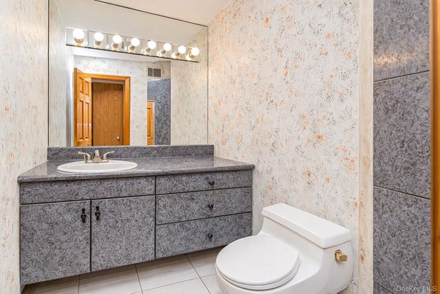 201 Arbutus Avenue, Staten Island, NY 10312