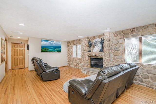 201 Arbutus Avenue, Staten Island, NY 10312