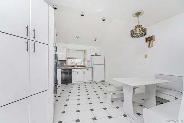 201 Arbutus Avenue, Staten Island, NY 10312