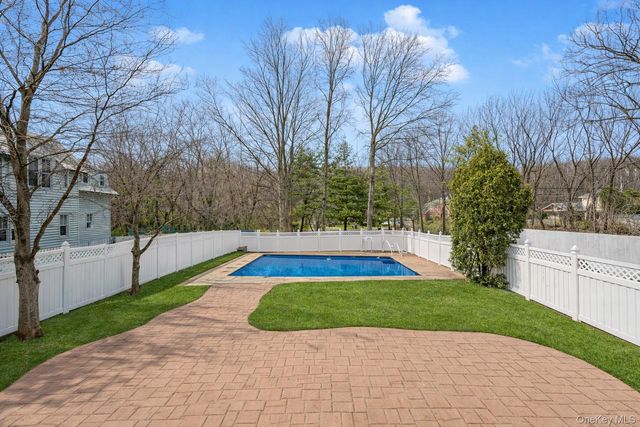 201 Arbutus Avenue, Staten Island, NY 10312