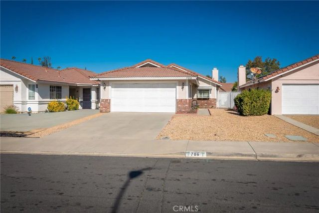 786 Zephyr, Hemet, CA 92543