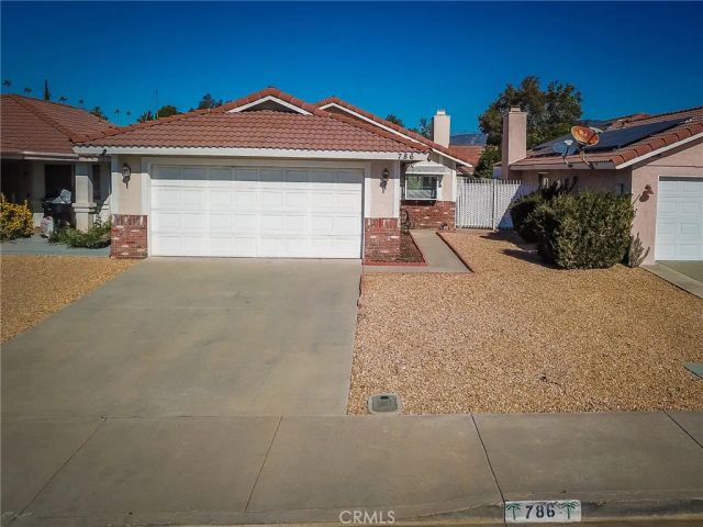 786 Zephyr, Hemet, CA 92543
