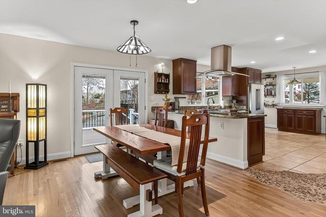 10016 RAEBURN CT, Fairfax, VA 22032