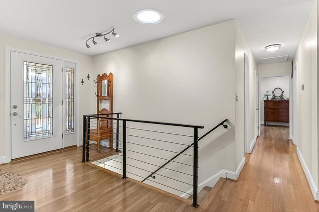 10016 RAEBURN CT, Fairfax, VA 22032