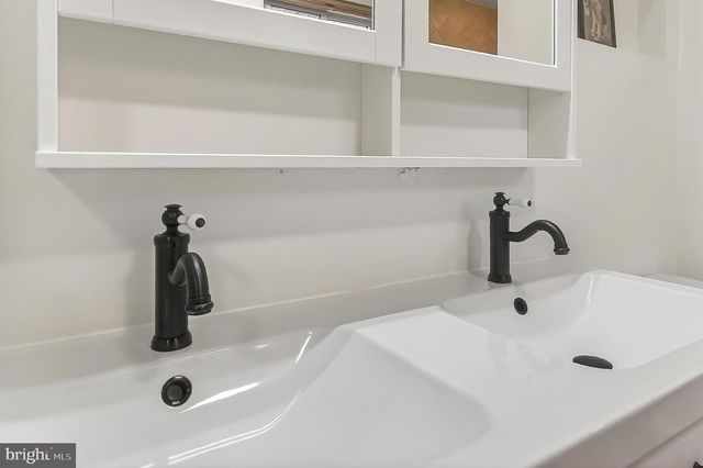 10016 RAEBURN CT, Fairfax, VA 22032