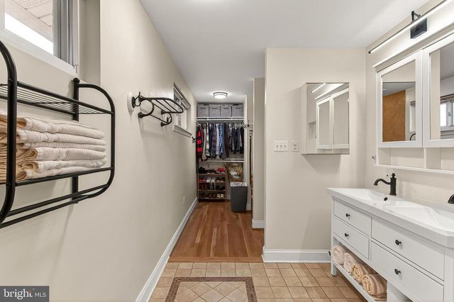 10016 RAEBURN CT, Fairfax, VA 22032