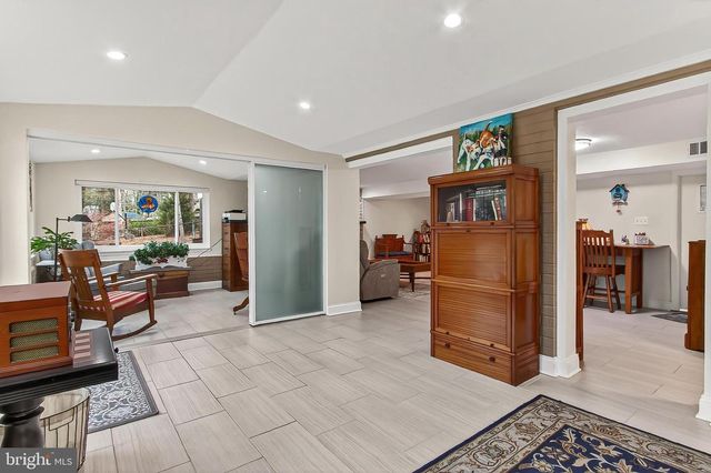 10016 RAEBURN CT, Fairfax, VA 22032