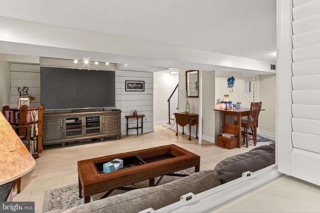 10016 RAEBURN CT, Fairfax, VA 22032