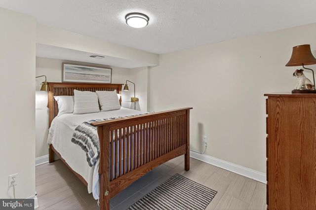 10016 RAEBURN CT, Fairfax, VA 22032