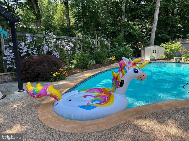 10016 RAEBURN CT, Fairfax, VA 22032