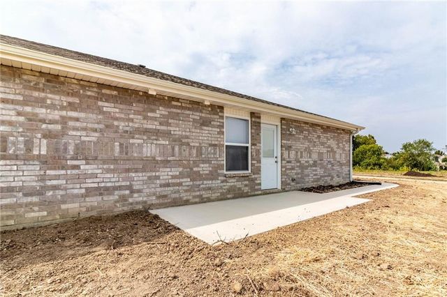 1509 Coventry Court, Warrensburg, MO 64093