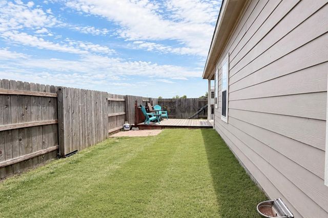 617 W Sheldon Ave, Thrall, TX 76578