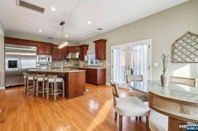 28 George Street, Saddle Brook, NJ 07663
