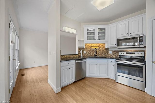 2057 Cynthia Drive, Mount Airy, NC 27030