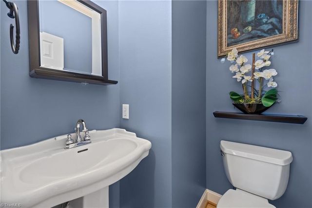 2057 Cynthia Drive, Mount Airy, NC 27030