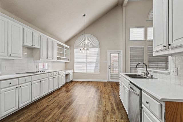 1610 Lakeland Park Drive, Garland, TX 75043