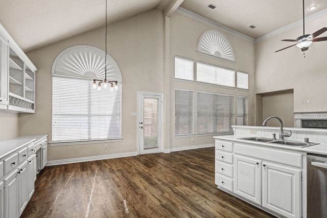 1610 Lakeland Park Drive, Garland, TX 75043