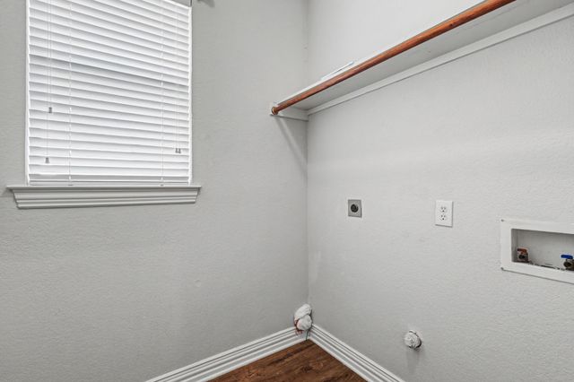 1610 Lakeland Park Drive, Garland, TX 75043