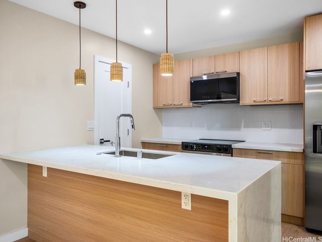 98-1456 Koaheahe Street 71, Pearl City, HI 96782
