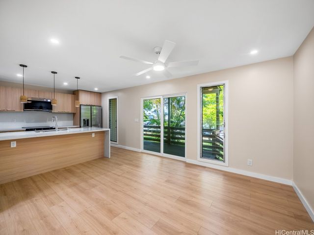 98-1456 Koaheahe Street 71, Pearl City, HI 96782