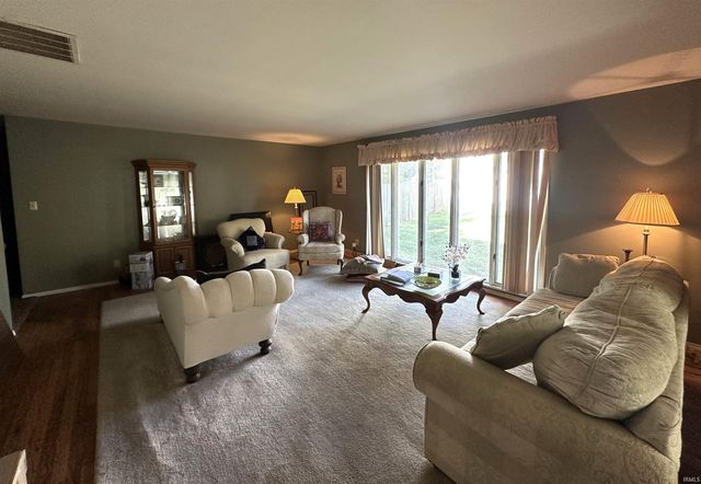 4424 E 10th Street, Bloomington, IN 47408