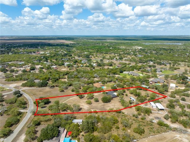 4177 Bobwhite, Robstown, TX 78380