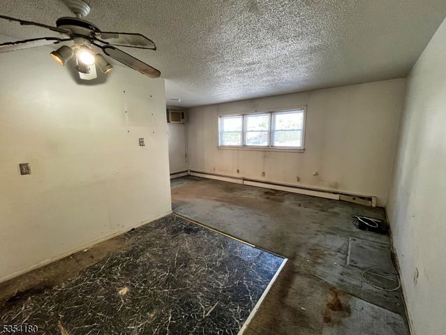 28 W Elizabeth Ave A3, Linden City, NJ 07036