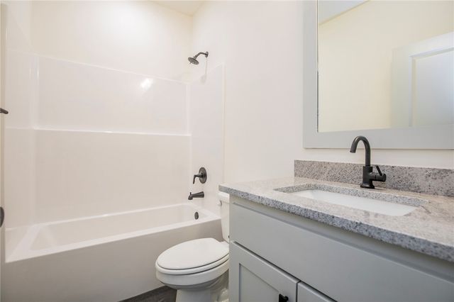 1309 Carrara Street, Tontitown, AR 72762