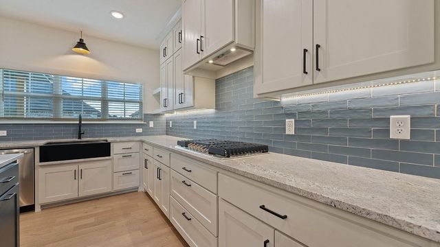 1309 Carrara Street, Tontitown, AR 72762
