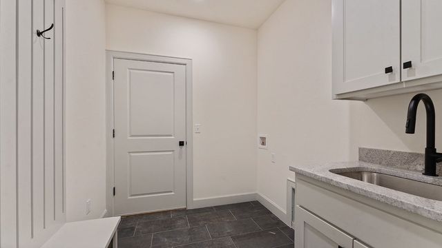 1309 Carrara Street, Tontitown, AR 72762