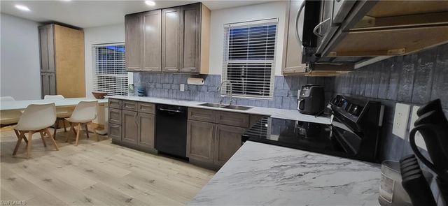 17585 Taylor DR, Fort Myers, FL 33908