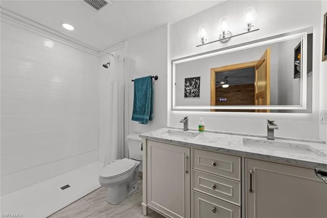17585 Taylor DR, Fort Myers, FL 33908