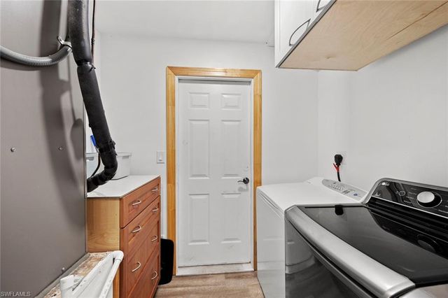 17585 Taylor DR, Fort Myers, FL 33908