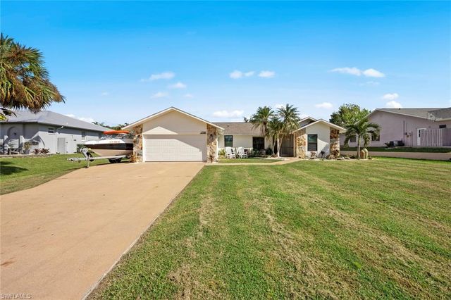17585 Taylor DR, Fort Myers, FL 33908