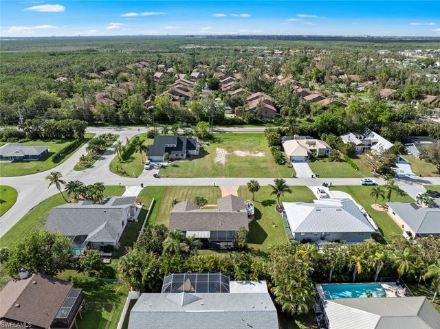 17585 Taylor DR, Fort Myers, FL 33908