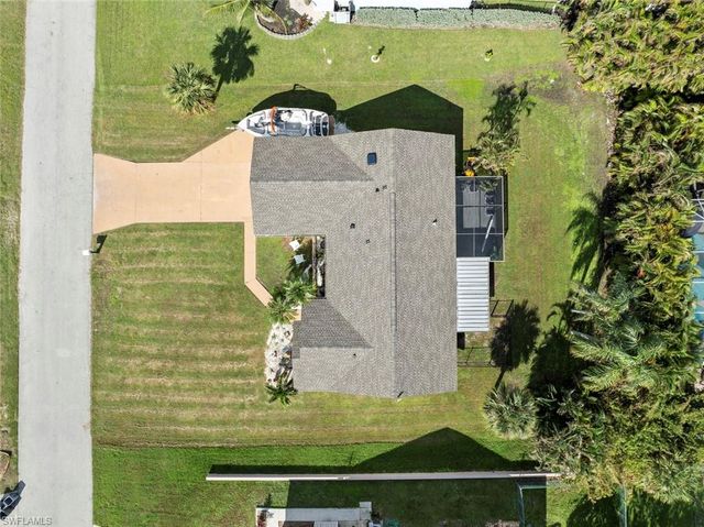 17585 Taylor DR, Fort Myers, FL 33908