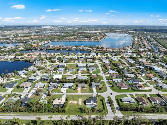 17585 Taylor DR, Fort Myers, FL 33908